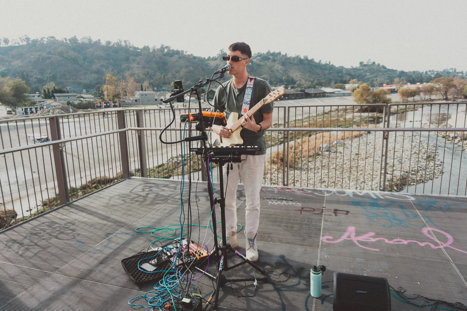 Magmatic busking on the orange bridge over the LA River
